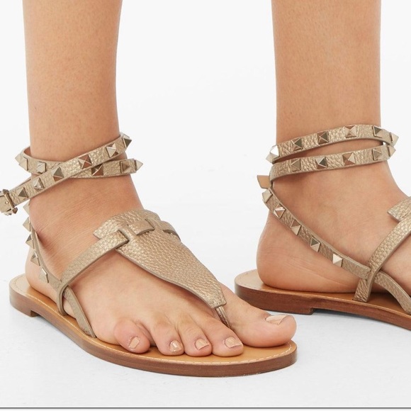 VALENTINO rockstud metallic “Alce” thong sandal - Picture 14 of 14